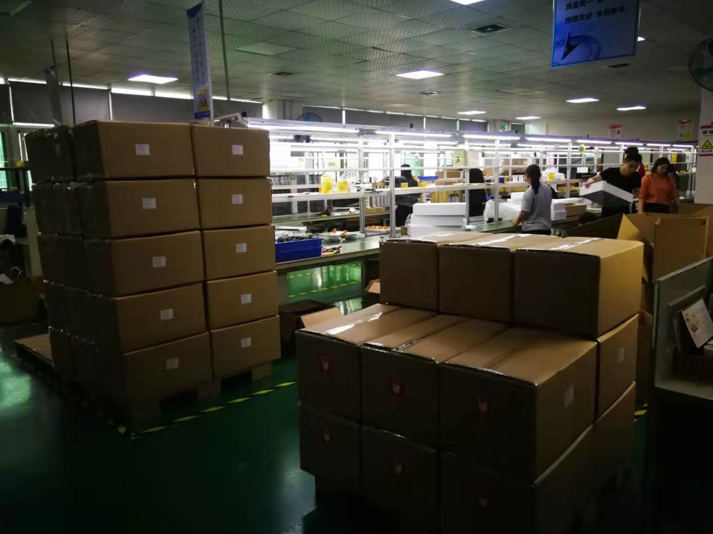 Shenzhen Jin Tuo Jie Technology Co., Ltd. línea de producción de fábrica